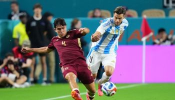 Argentina vs Venezuela (07:00 – 11/10) | Xem lại trận đấu